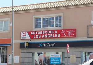 Autoescuela en Huércal de Almería. Villa Inés